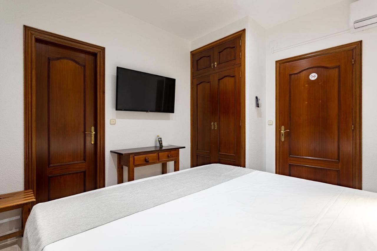 אל אחידו Hostal La Costa מראה חיצוני תמונה